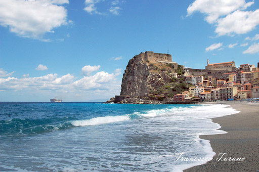 Scilla, marina grande